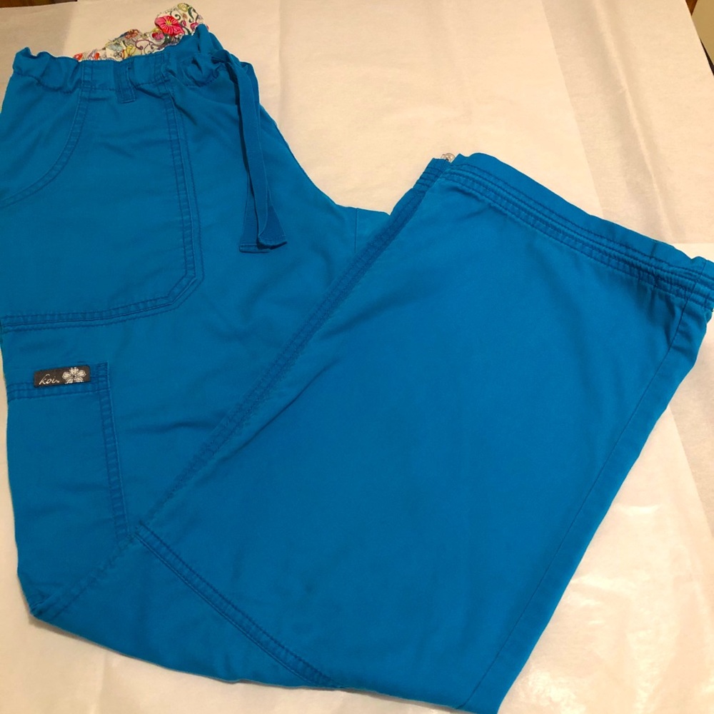 koi Scrub Lindsey Cargo pants Blue Size Medium